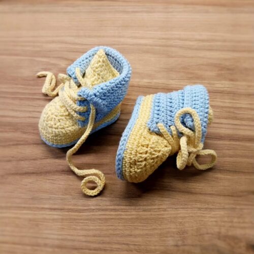 crochet baby boots