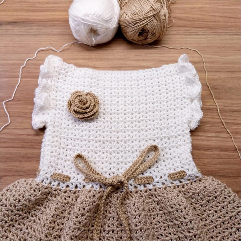 beige flower φόρεμα
