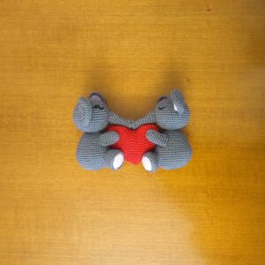 Ερωτευμένα Ελεφαντάκια